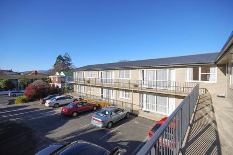 Photo of property in 77 Manor Place, Dunedin Central, Dunedin, 9016