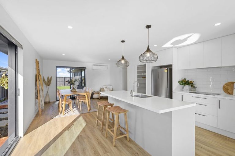 Photo of property in 77 Henshaw Street, Woodend, 7610