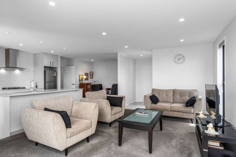 Photo of property in 42 Hinaki Street, Poike, Tauranga, 3112