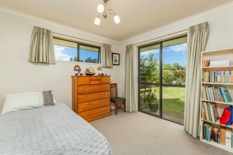 Photo of property in 8 Edkins Road, Kerikeri, 0230