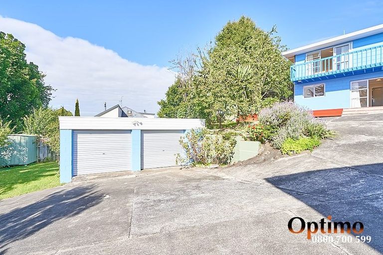 Photo of property in 16 Dalzien Place, Feilding, 4702