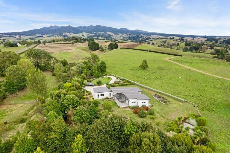 Photo of property in 67 Limeworks Loop Road, Te Pahu, Hamilton, 3285