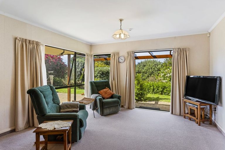Photo of property in 5 Langdale Avenue, Paraparaumu, 5032