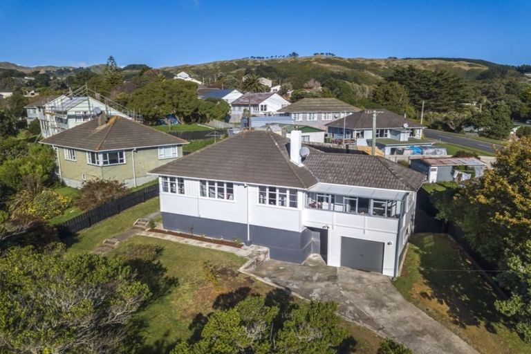 Photo of property in 4 Bromley View, Ranui, Porirua, 5024