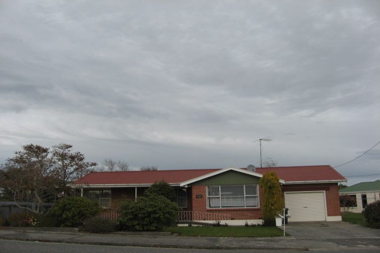 Photo of property in 53 Northumberland Street, Tapanui, 9522