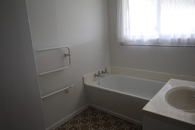 Photo of property in 86 Maxwells Line, Awapuni, Palmerston North, 4412