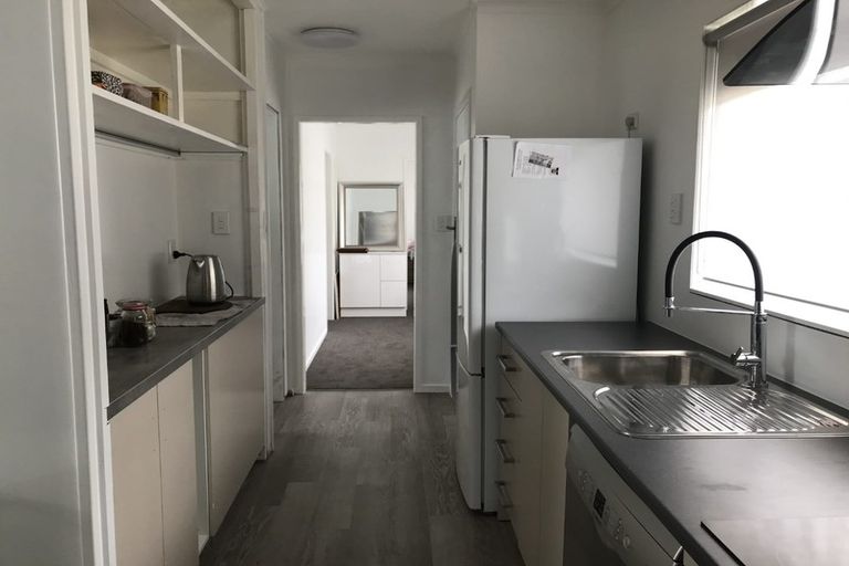 Photo of property in 352 Hardy Street, Nelson, 7010