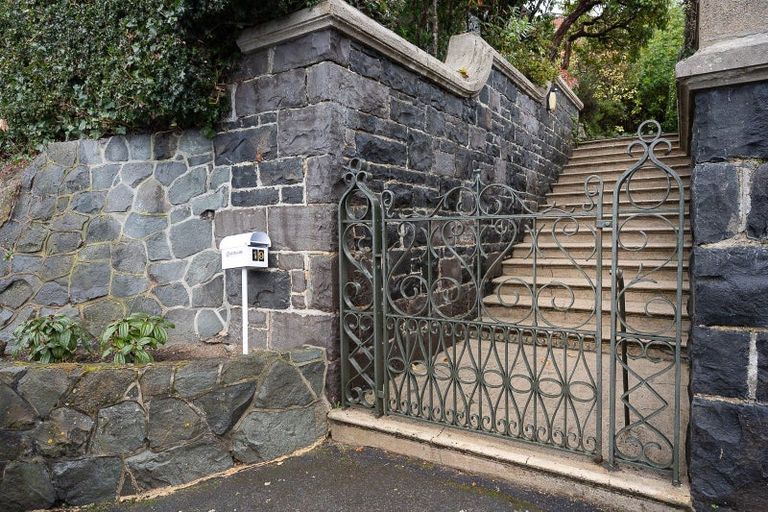 Photo of property in 19 Tweed Street, Roslyn, Dunedin, 9010