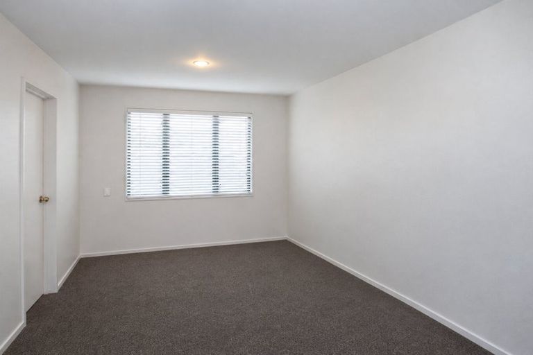 Photo of property in 68 Thackeray Place, Waltham, Christchurch, 8023