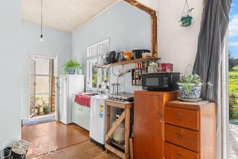 Photo of property in 227 Mountain Road, Maungaturoto, 0587