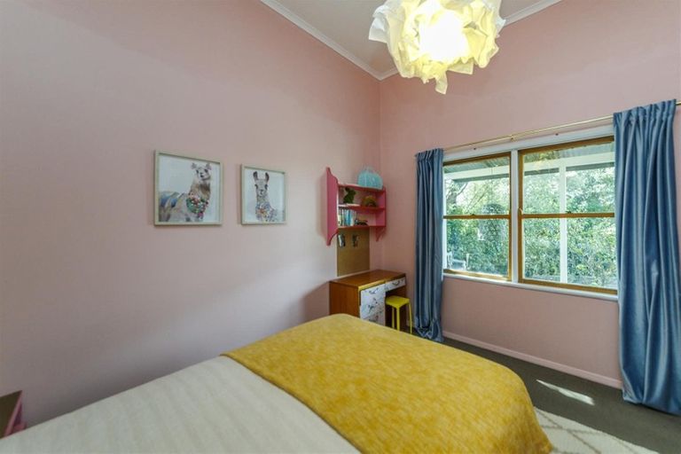 Photo of property in 93 Trickers Road, Bulls, 4818