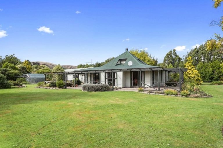 Photo of property in 15 Reeves Street, Cheviot, 7310