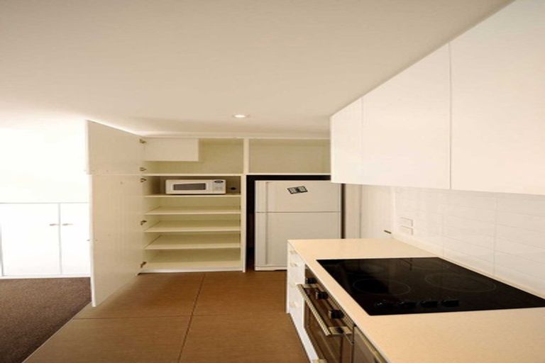 Photo of property in 9/20 North Avon Road, Richmond, Christchurch, 8013