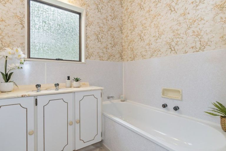 Photo of property in 48 Eaton Crescent, Matua, Tauranga, 3110