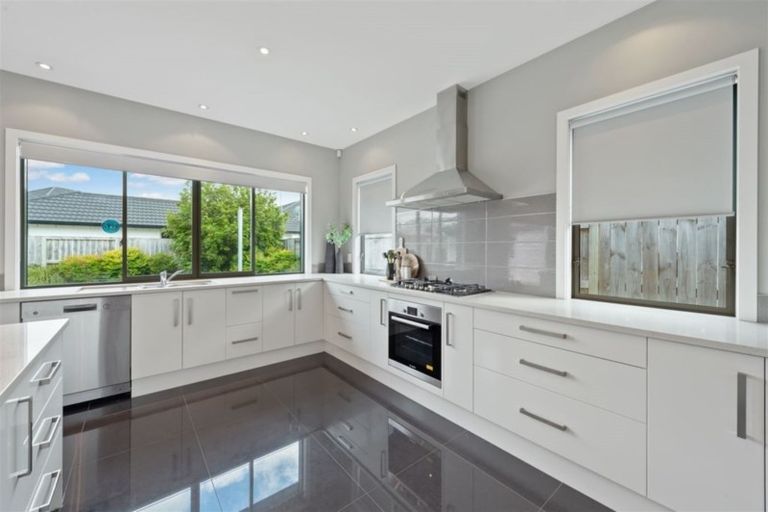 Photo of property in 11 Te Huia Drive, Flagstaff, Hamilton, 3210