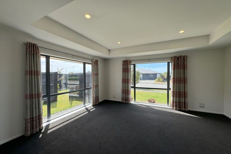 Photo of property in 75 Buckhurst Avenue, Wigram, Christchurch, 8042