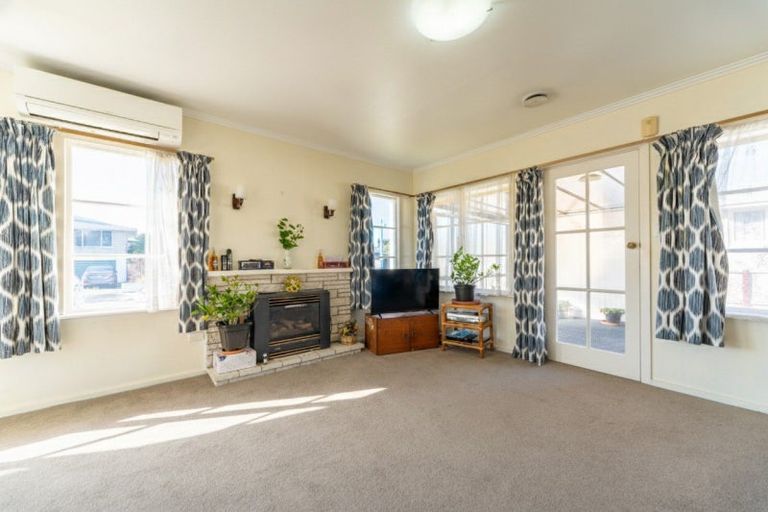 Photo of property in 2/75 Ranui Avenue, Waimataitai, Timaru, 7910