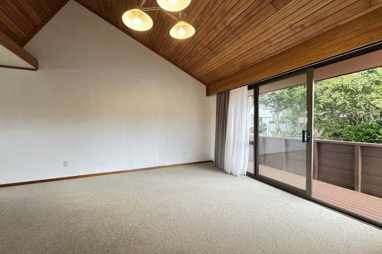 Photo of property in 3b Jasons Place, Churton Park, Wellington, 6037