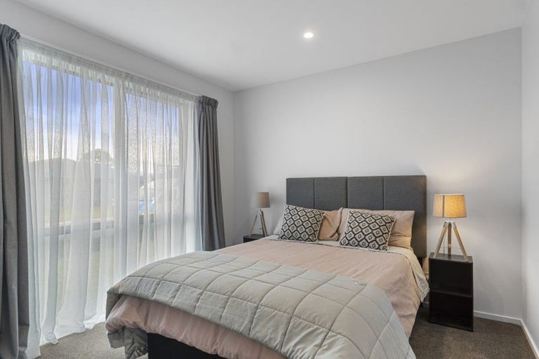 Photo of property in 43 Tara Crescent, Woodend, 7610