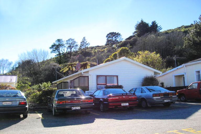 Photo of property in 13 Threadneedle Street, Greymouth, 7805