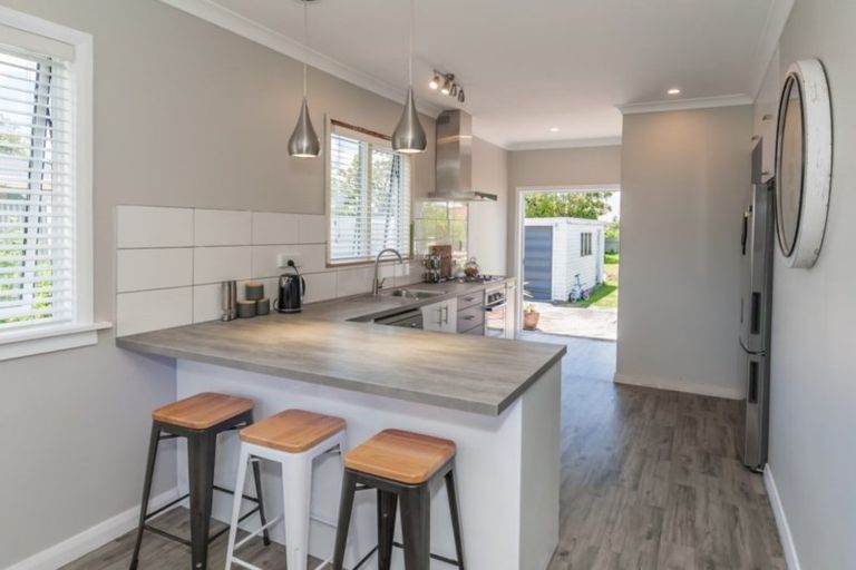 Photo of property in 34 Kapiti Lane, Otaki Beach, Otaki, 5512