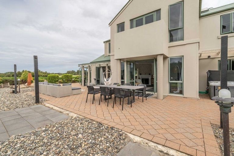 Photo of property in 113 Mason Road, Seaward Bush, Invercargill, 9871
