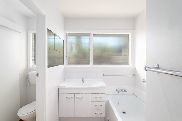 Photo of property in 18 Doncaster Street, Sockburn, Christchurch, 8042