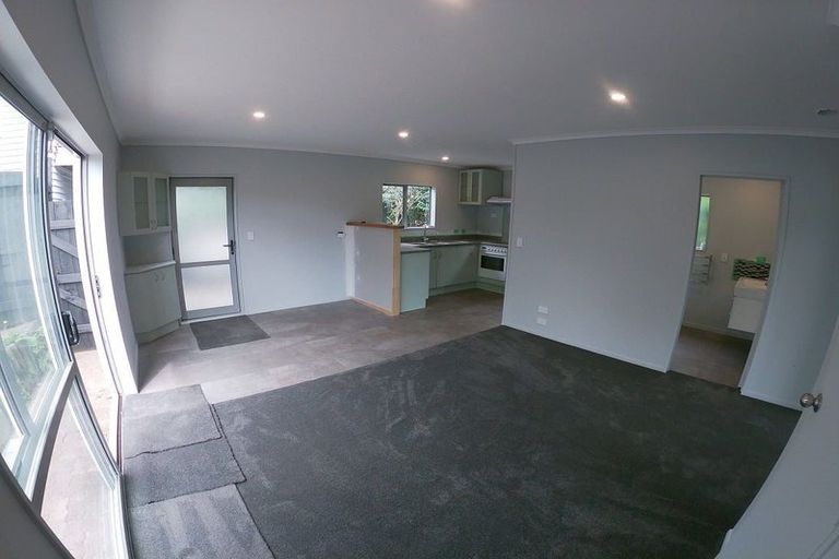 Photo of property in 47 Cardiff Road, Pakuranga, Auckland, 2010