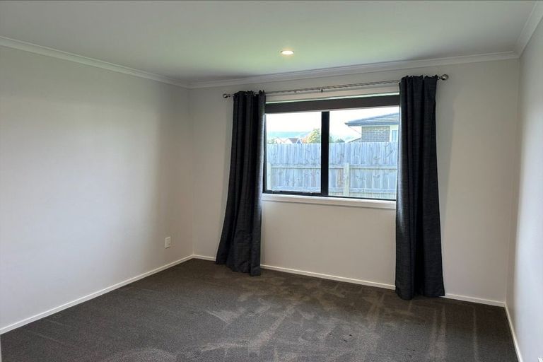 Photo of property in 68 Hinemoa Street, Levin, 5510