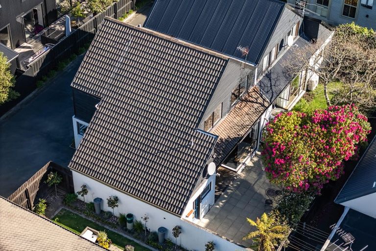 Photo of property in 2/27 Shrewsbury Street, Merivale, Christchurch, 8014