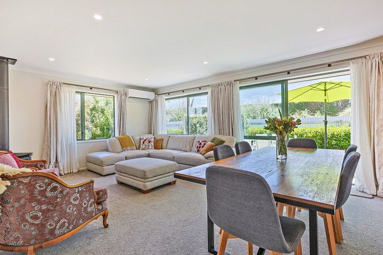 Photo of property in 1021 Reka Street, Akina, Hastings, 4122