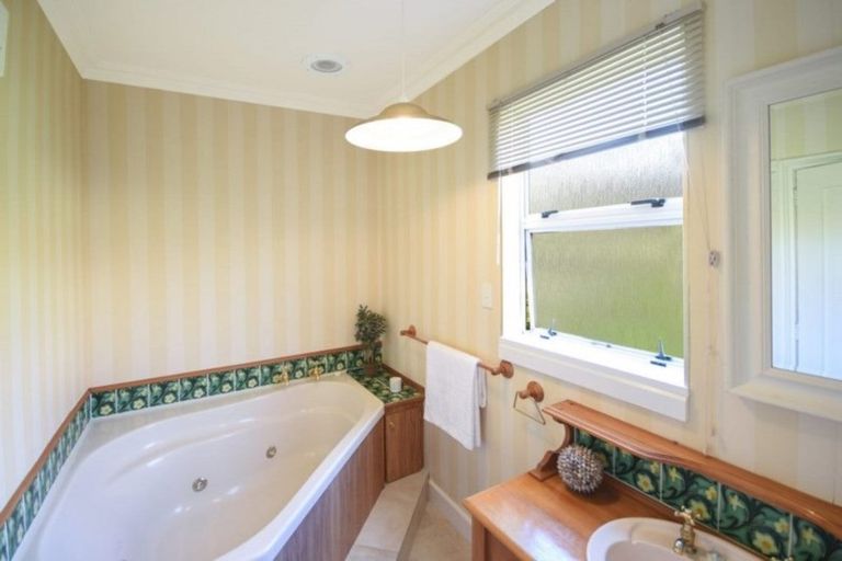 Photo of property in 4 Lawson Street, Roslyn, Dunedin, 9011