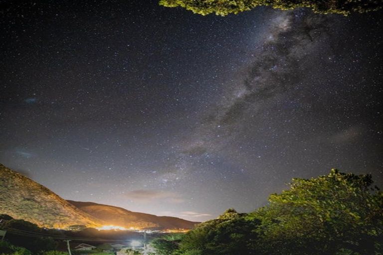 Photo of property in 80 The Parade, Paekakariki, 5034