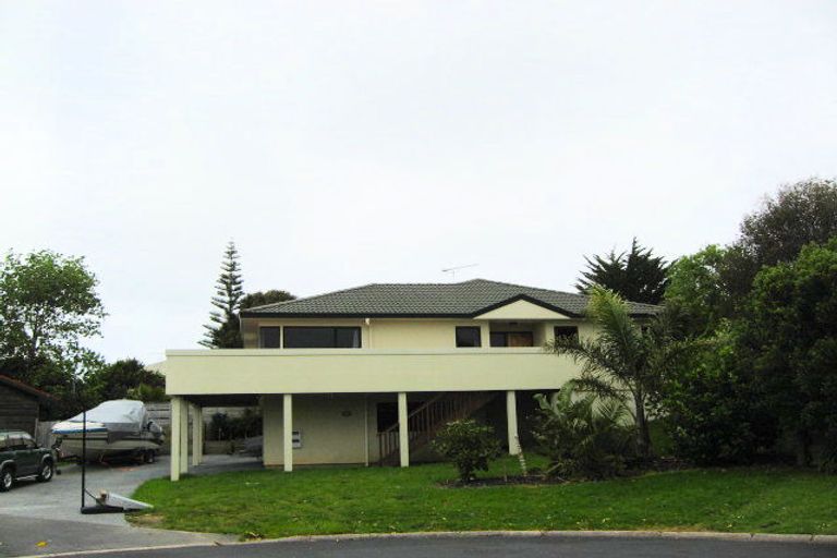 Photo of property in 12 D'urville Place, Gulf Harbour, Whangaparaoa, 0930