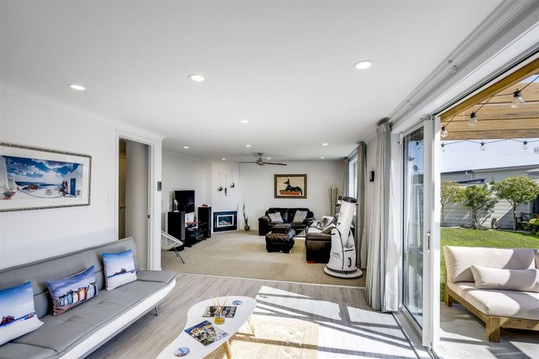 Photo of property in 31 Aparima Place, Awatoto, Napier, 4110