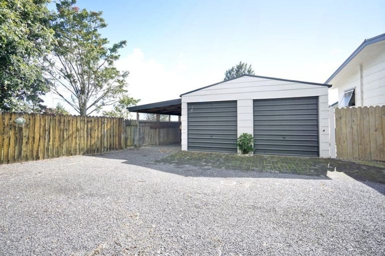 Photo of property in 10 Conifer Place, Te Puke, 3119