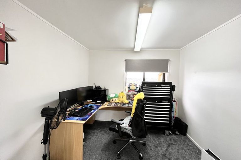 Photo of property in 58 Kewa Road, Albany Heights, Auckland, 0632