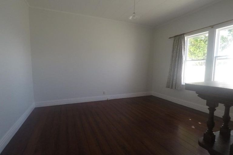 Photo of property in 250 Adelaide Road, Newtown, Wellington, 6021