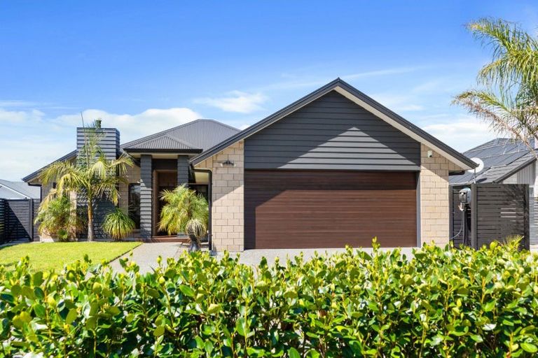 Photo of property in 50 Cassinia Close, Papamoa Beach, Papamoa, 3118