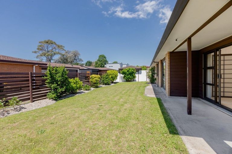 Photo of property in 5 Berwick Place, Mount Maunganui, 3116