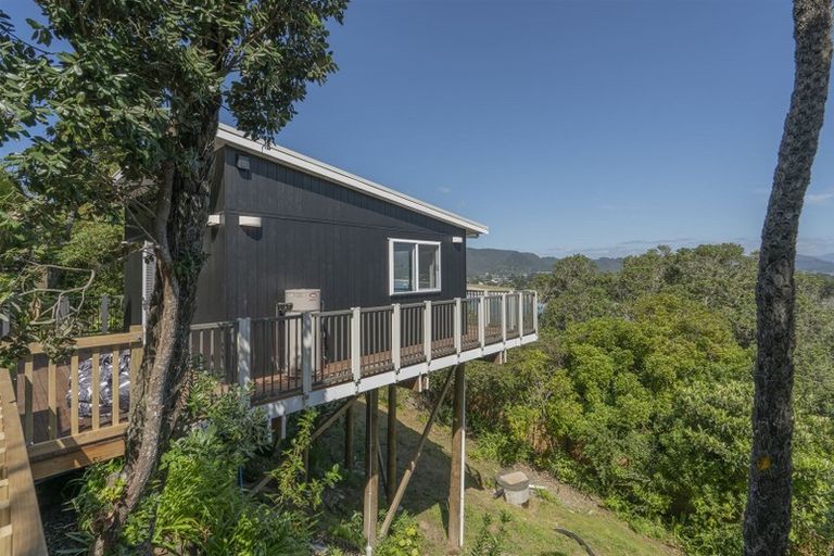 Photo of property in 185 Paku Drive, Tairua, 3508