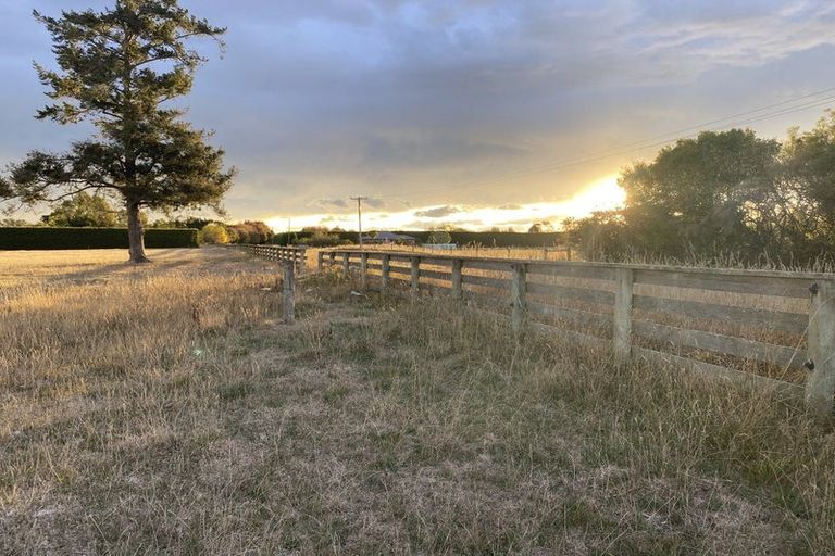 Photo of property in 27 Coldstream Road, Rangiora, 7473