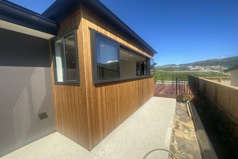 Photo of property in 77 Drysdale Road, Jacks Point, 9371