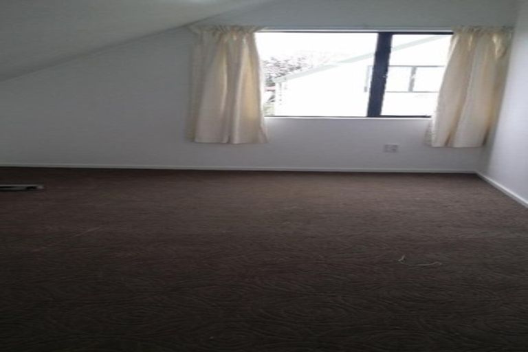 Photo of property in 26 Barneys Farm Road, Clendon Park, Auckland, 2103