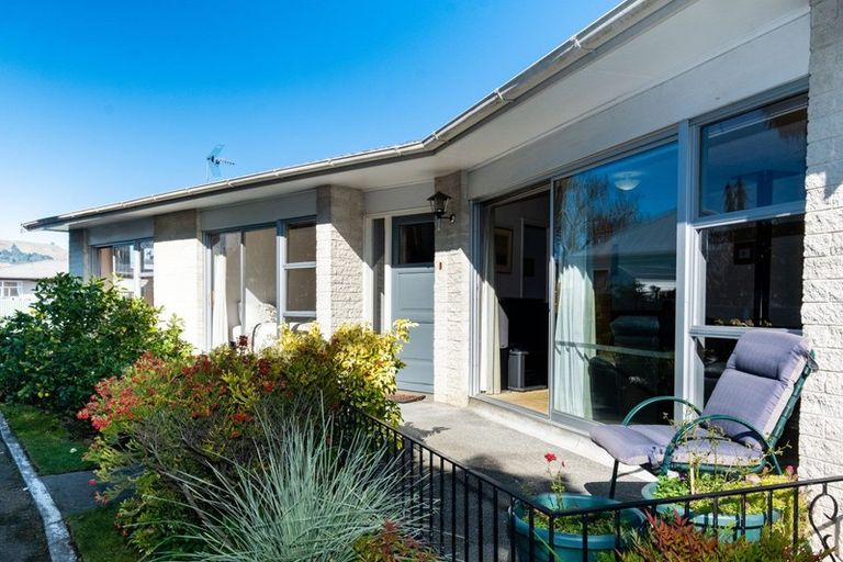 Photo of property in 45 Te Aute Road, Havelock North, 4130
