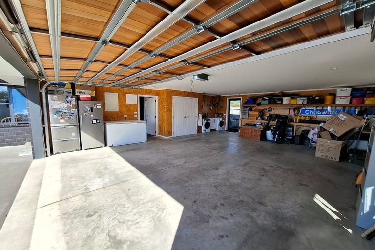 Photo of property in 5 Wheki Lane, Inglewood, 4330