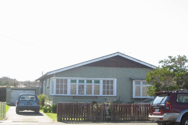 Photo of property in 7 Station Road, Marton, 4710