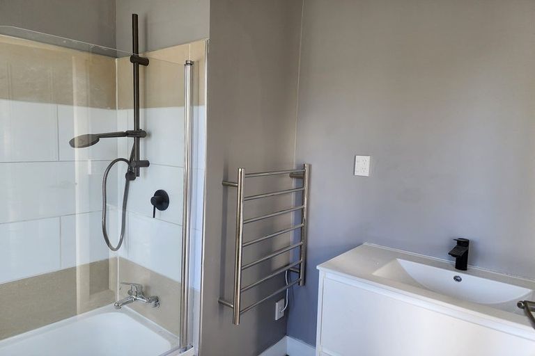 Photo of property in 265 Mansfield Street, Newtown, Wellington, 6021