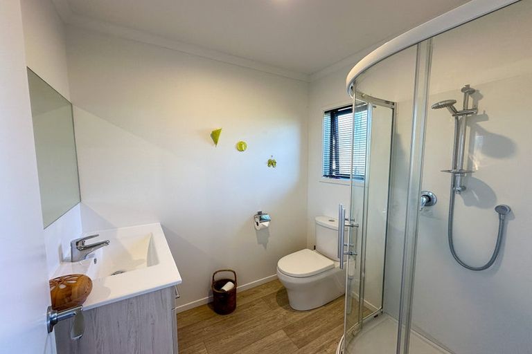 Photo of property in 12 Mcdonald Place, Collingwood, 7073