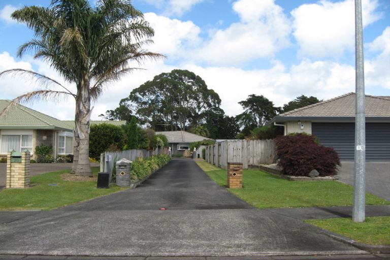 Photo of property in 22 Chippewa Place, Conifer Grove, Takanini, 2112